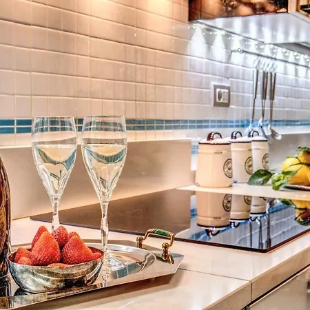 Domus Vittoria - The Luxury Quintessence Apartment *